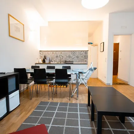 Booklovers Apartment Bari