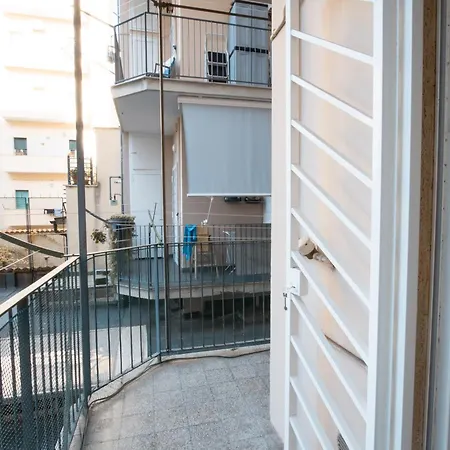 Apartment Booklovers *