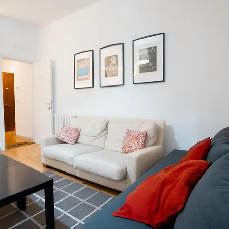 Booklovers Apartment Bari